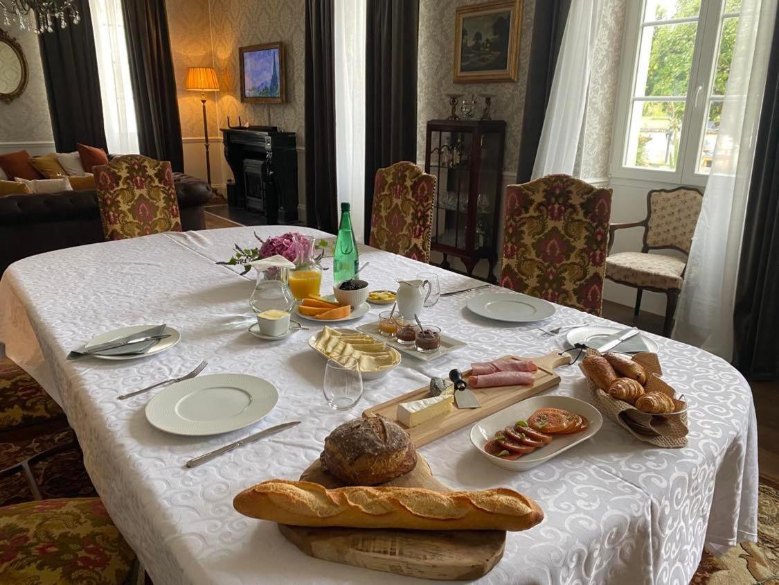 Le Grand Berger Chambres D'Hotes Angeac-Charente 外观 照片